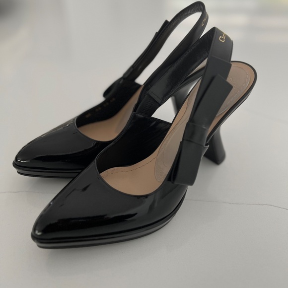 Christian DIOR Black Patent Leather Comma Pointed Toe Sweet D Slingback Heels - Picture 3 of 13